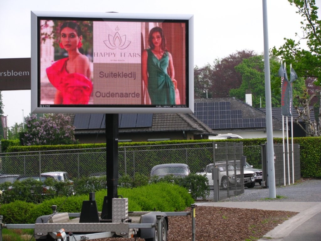 LED-scherm op aanhangwagen